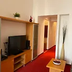 Apartment Glory On Legerova